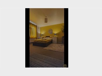 Roomgo UK - Double furnished room, Weymouth - £550 pcm