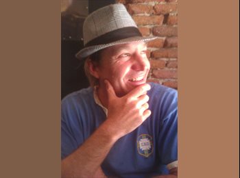 Roomgo UK - Pete - 42 - Coventry