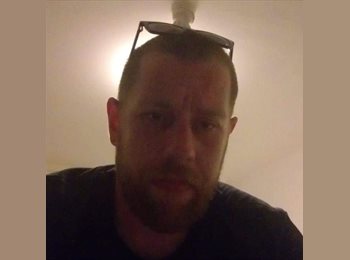 Roomgo UK - Gareth - 34 - London
