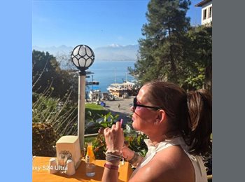 Roomgo UK - Diana - 40 - North Shields