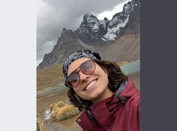 Roomgo UK - Marcela - 32 - Glasgow