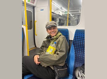 Roomgo UK - Tilly  - 22 - Northern Quarter