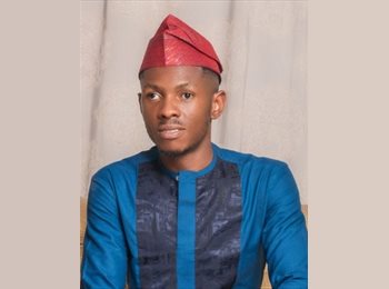 Roomgo UK - Charles - 35 - Tower Hill