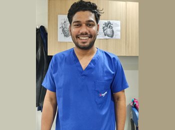 Roomgo UK - Mak - 22 - Church End