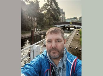 Roomgo UK - Paul - 49 - Uxbridge