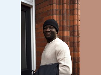 Roomgo UK - Jonathan - 27 - Camden Town