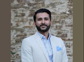 Roomgo UK - John - 38 - Basildon