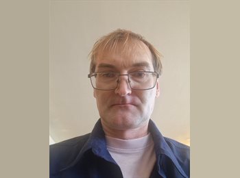 Roomgo UK - Colin - 46 - Nottingham