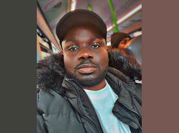 Roomgo UK - Oluwatosin - 30 - Northern Quarter