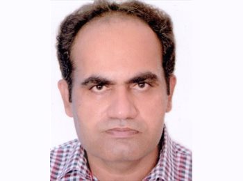 Roomgo UK - Mushtaque Ali - 44 - Charing Cross