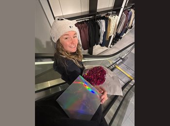 Roomgo UK - Kaïly - 19 - Charing Cross