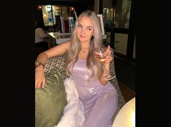 Roomgo UK - Sinead - 24 - Manchester