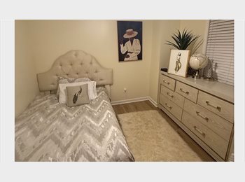 Roomgo US - 1 bed / 1 bath for rent -in home, Snellville - $850 pm