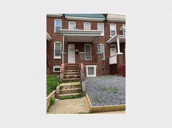 Roomgo US - 2922 Grantley Ave $650 (Shared Bath), Central Park Heights - $650 pm