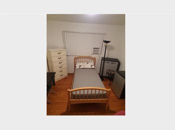 Roomgo US - Large affordable rooms, West Hollywood - $1,080 pm