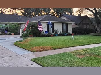 Roomgo US - Comfortable Room in House For Rent, South Houston - $1,500 pm