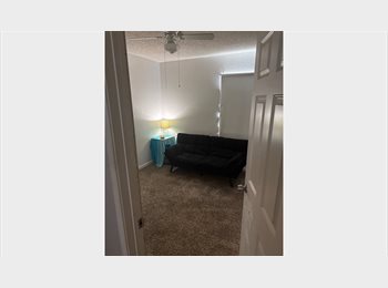 Roomgo US - The homeowner is renting a room so we’re looking for another roommate., Moreno Valley - $800 pm