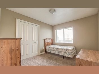 Roomgo US - *FEMALE ONLY ROOMS READY FOR MOVE IN FOR SPRING SEMESTER, Provo - $595 pm