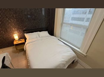 Roomgo US - Bright & Spacious Room in Great Seattle Location, Seattle - $780 pm