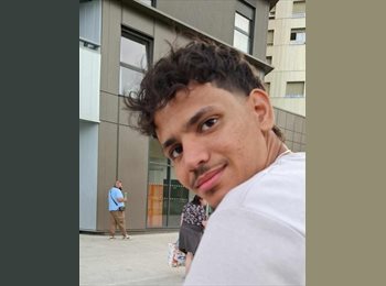 Roomgo US - aden - 23 - Boston