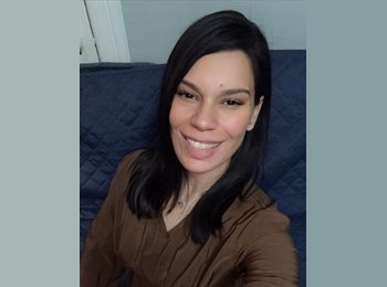 Roomgo US - Christina  - 43 - Sudbury