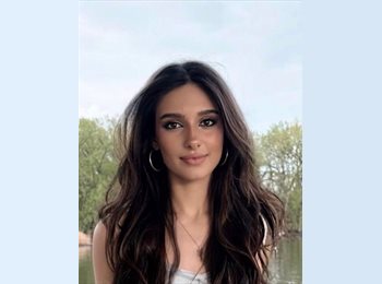 Roomgo US - Yasmin - 19 - Boston