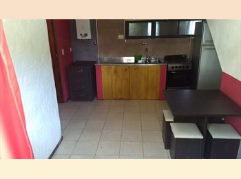 Roomgo AR - ALQUILO 2 AMBIENTES P/ESTUDIANTES Y EXTRANJEROS, Quilmes - AR$ 390.000 pm