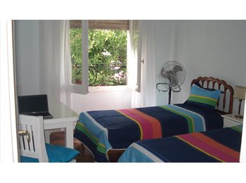 Roomgo AR - Habitación indvidual con baño privado para estudiantes de intercambio en piso en Recoleta, Buenos Aires - AR$ 650.000 pm