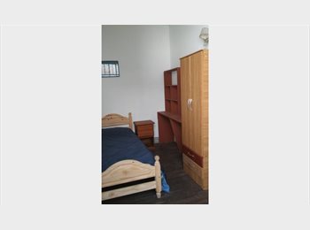 Roomgo AR - Alquilo habitacion individual ambiente tranquilo, Buenos Aires - AR$ 250.000 pm