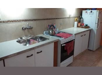 Roomgo AR - Habitación individual o doble en San Martin GBA. Zona Centro. Baño compartido., Capital Federal - AR$ 310.000 pm