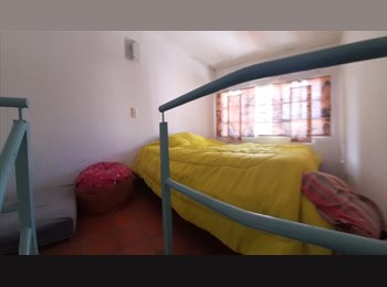 Roomgo AR - Habitacion con baño privado y terraza para chica que estudie o trabaje fuera de casa, Buenos Aires - AR$ 250.000 pm
