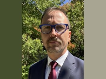 Roomgo AU - Aeneas - 47 - Red Hill