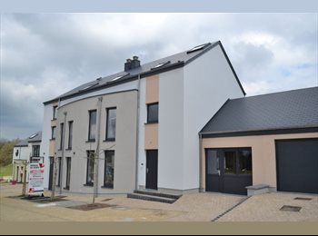 Appartager BE - Chambre en colocation dans maison récente (2016) pour jeunes travailleurs frontaliers, Arlon - 715 € pm