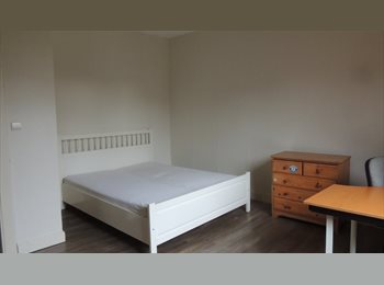 Appartager BE - Chambre au 1° étage, Gembloux - 375 € pm