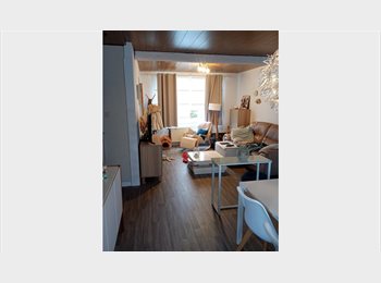 Appartager BE - Appartement 55m2 à louer, Thuin - 600 € pm