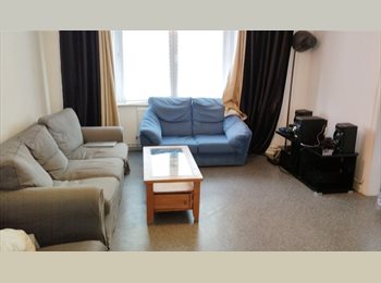 Appartager BE - Angleur, calme et proche du bus 48, grand appart à 3, Liège - 450 € pm