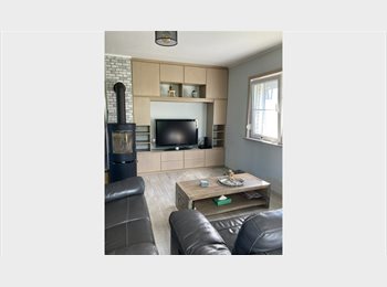 Appartager BE - chambre à partager dans une villa à la campagne, Wanze - 600 € pm