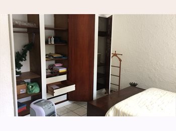 Roomgo BR - Quarto confortavel, Santo Amaro - R$ 950 Por mês