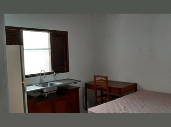 Roomgo BR - QUARTOS INDIVIDUAIS P/ MOÇAS A PARTIR DE $750,00 E SUÍTES INDIVIDUAIS POR $1.300,00., Liberdade - R$ 1.300 Por mês