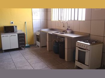 Roomgo BR - Quarto Compartilhado duplo e individual no melhor da penha, Penha - R$ 400 Por mês