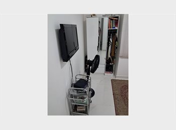 Roomgo BR - Alugo quarto com garagem p/ mulheres IDOSAS em apartamentos no bairro Paraíso, Belo Horizonte - R$ 1.350 Por mês