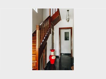 Roomgo BR - Quarto Individual na água branca, Perdizes - R$ 1.600 Por mês