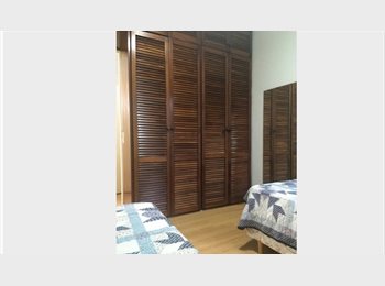 Roomgo BR - Alugo quarto para moça / bairro Vila Olimpia, Moema - R$ 1.500 Por mês