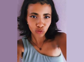 Roomgo BR - Ana Júlia  - 20 - Estácio