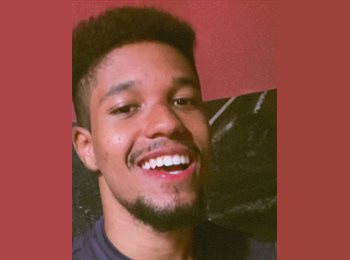 Roomgo BR - Vitor Teodoro de Souza - 21 - Uberlândia