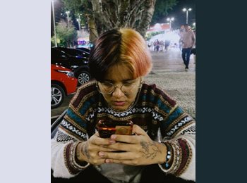 Roomgo BR - Layan - 25 - Curitiba