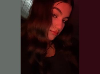 Roomgo BR - Alice - 18 - Curitiba