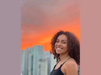 Roomgo BR - Nadia - 39 - Jardim Paulista