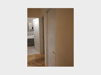 Roomgo CH - Room with private bathroom in a Newly Renovated Apartment***private shower room, Genève - 1 250 CHF / Mois