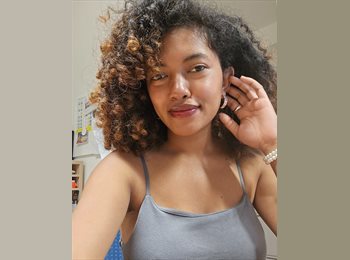 Roomgo CH - Johanne - 26 - Genève